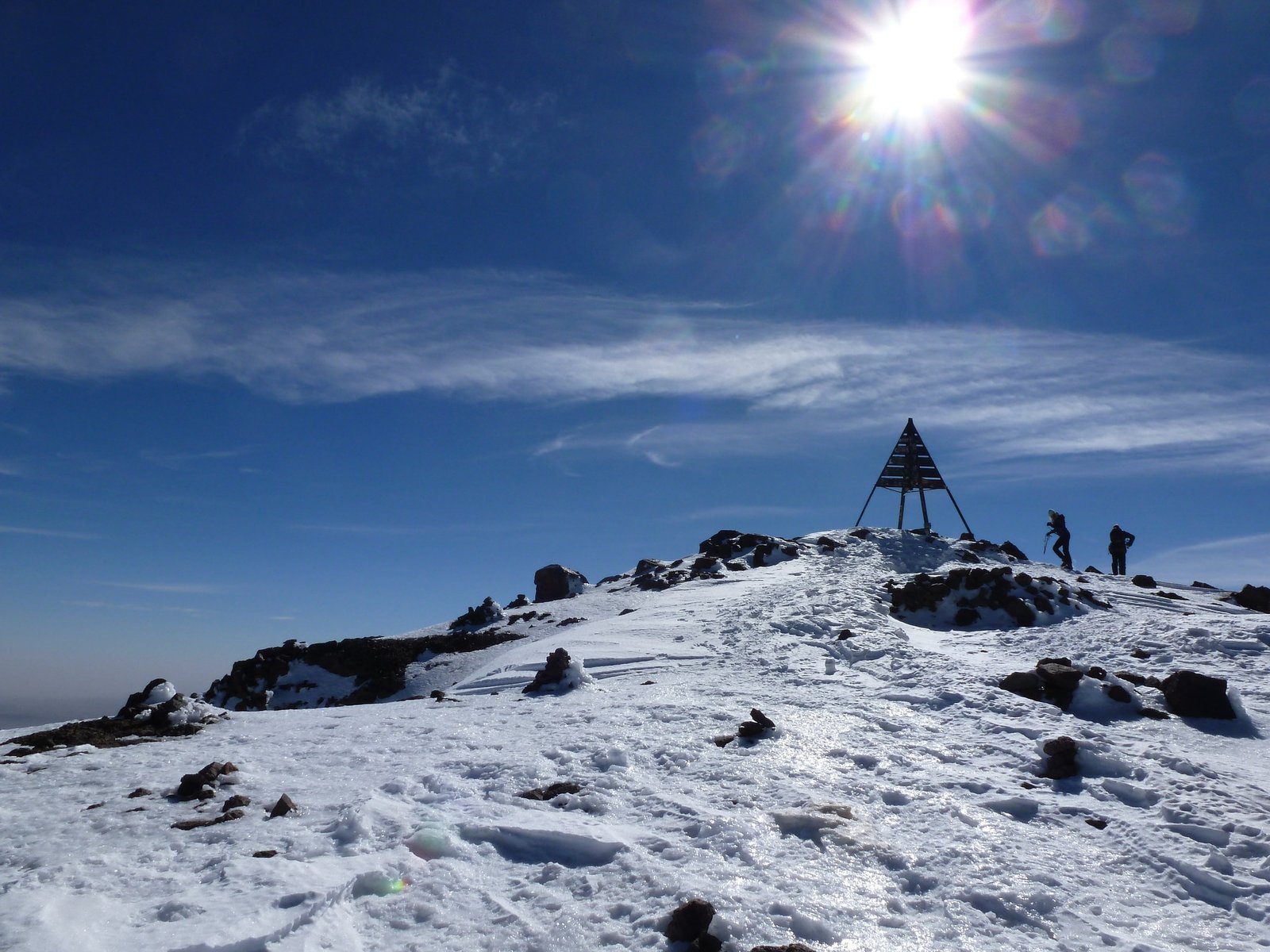 climb toubkal in winter